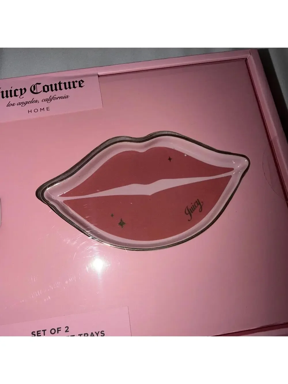 JUICY COUTURE SET OF TWO CERAMIC TRINKET TRAYS LIPS JEWELRY CERAMIC TRAYS NEW